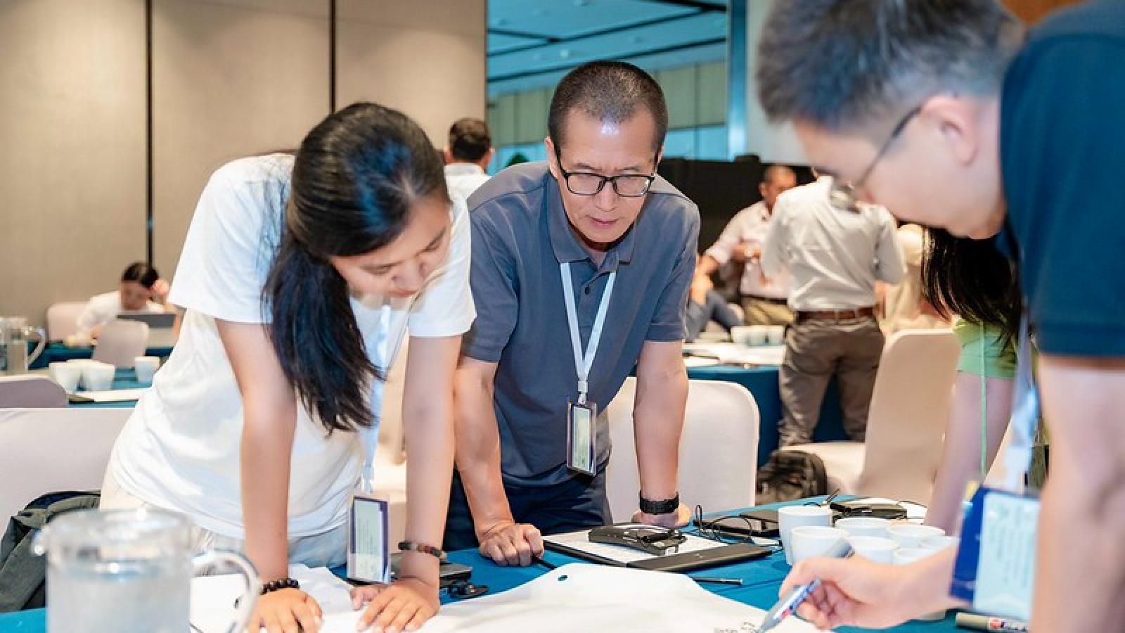 participantes en la academia de la ciudad de china