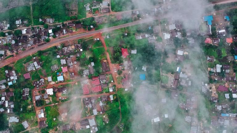 Vista aérea de Freetown, Sierra Leona