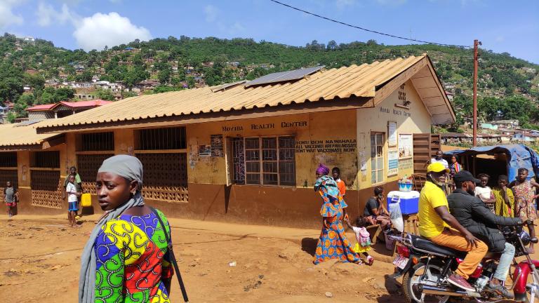 Asentamiento no planificado en Moyiba, donde tuvo lugar la visita.