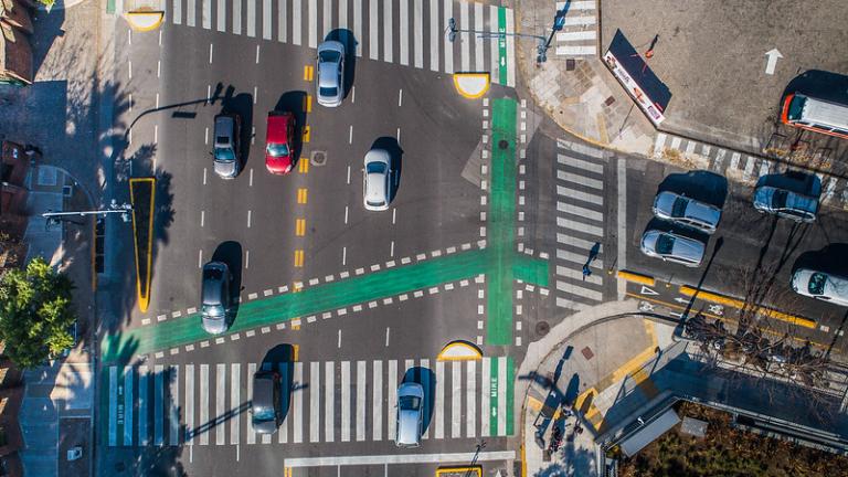 vista aérea de una calle de buenos aires, argentina